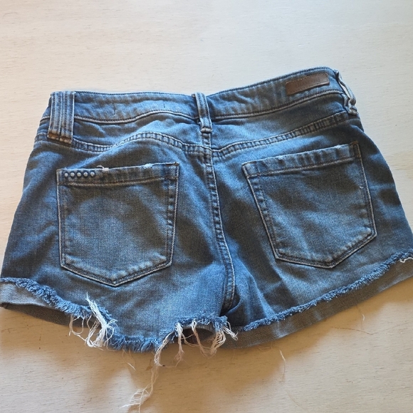 Blank NYC Ripped Blue Jean Shorts‎ - Picture 2 of 2